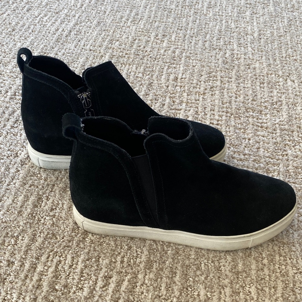 Blondo Black Suede High-Top Sneakers